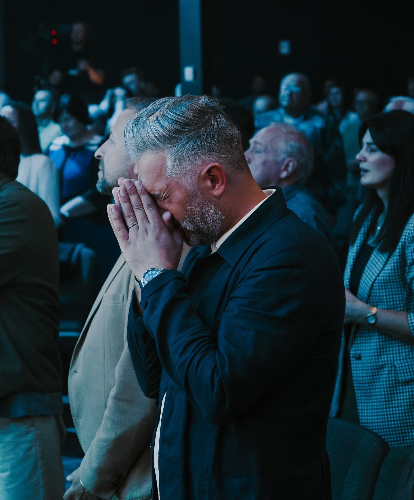 МОЛИТВА
В ПРИОРИТЕТЕ