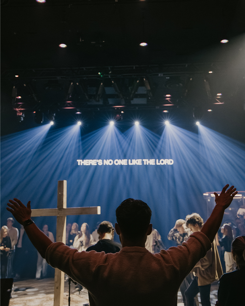 Молодёжный Вечер